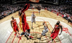 开云体育app-冰火两重天，德约科维奇如何在死亡周里完成从绝境到救赎的压哨逆转