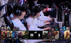 开云体育入口-SHR力克CLG，Doinb打出惊人五杀峡谷大战八强赛，引爆全场热议