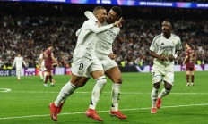 开云体育在线-马德里德比：皇马险胜一分领先联赛