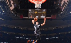 开云体育APP下载-孤星闪耀安联，那个让整个德国足坛屏息的亚洲身影