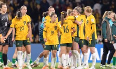 开云体育平台APP-加拿大女足队在比赛中施展招牌技巧