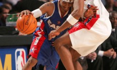 开云体育下载-NBA球场上的经典瞬间，回顾那些传奇比赛