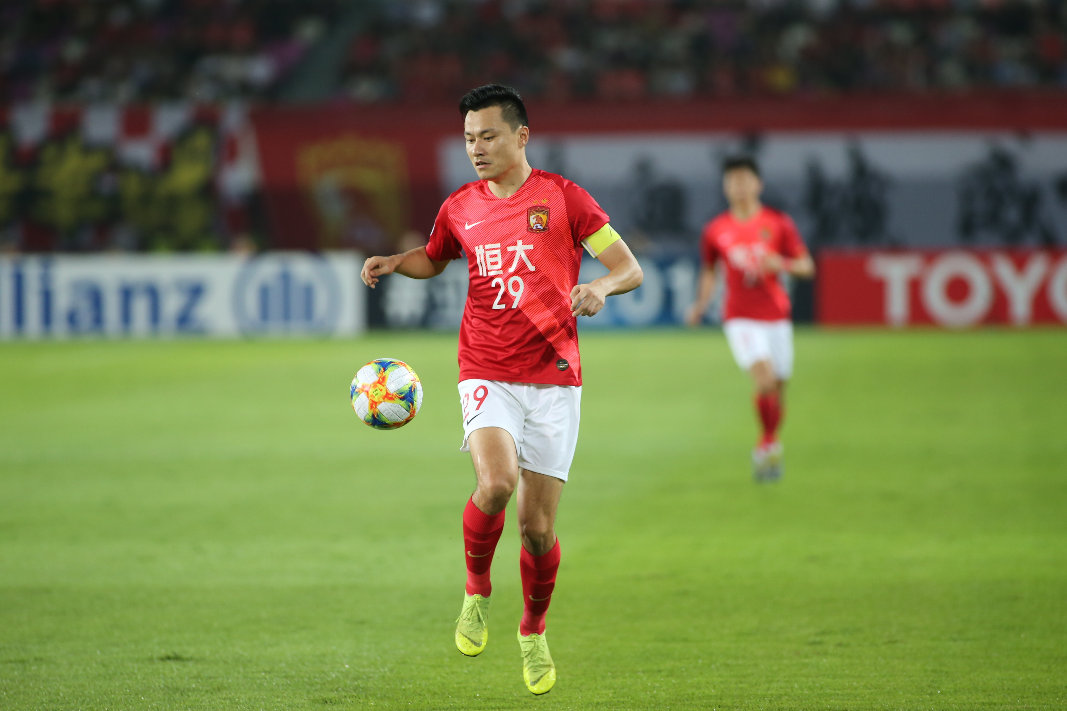 恒大客场大败，连战连败状态不佳