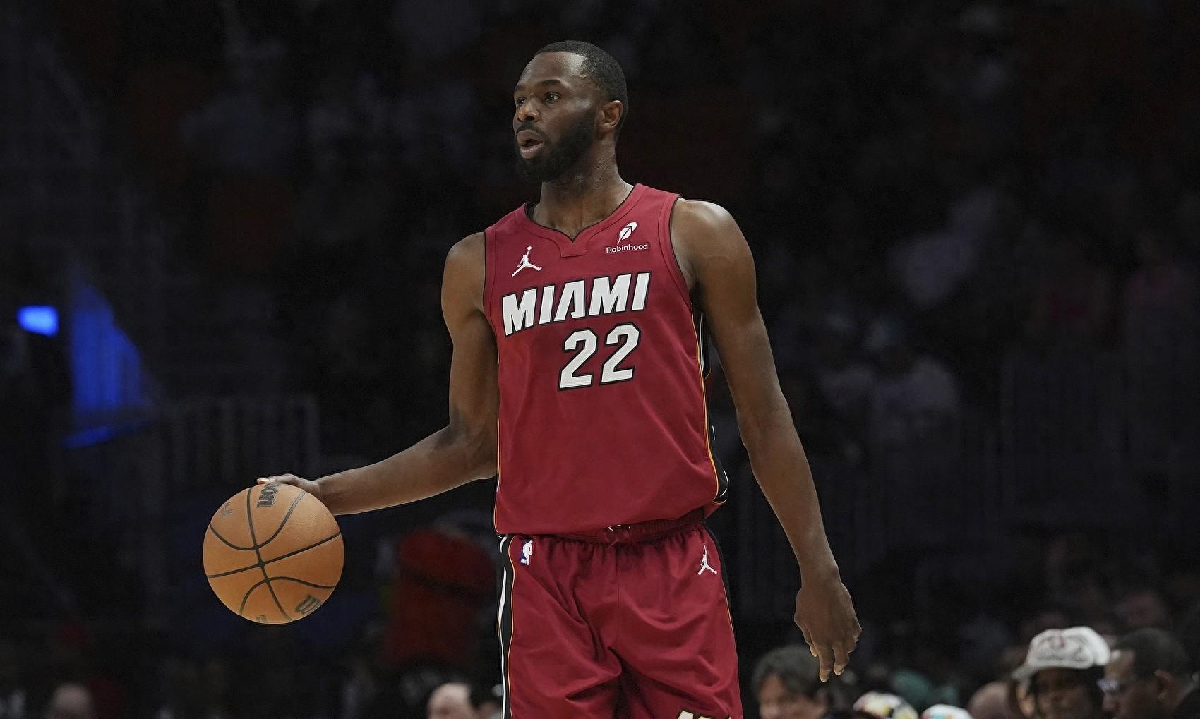 热火队老将球员再次被停赛,赛季不顺 热火队老将球员再次被停赛,赛季不顺