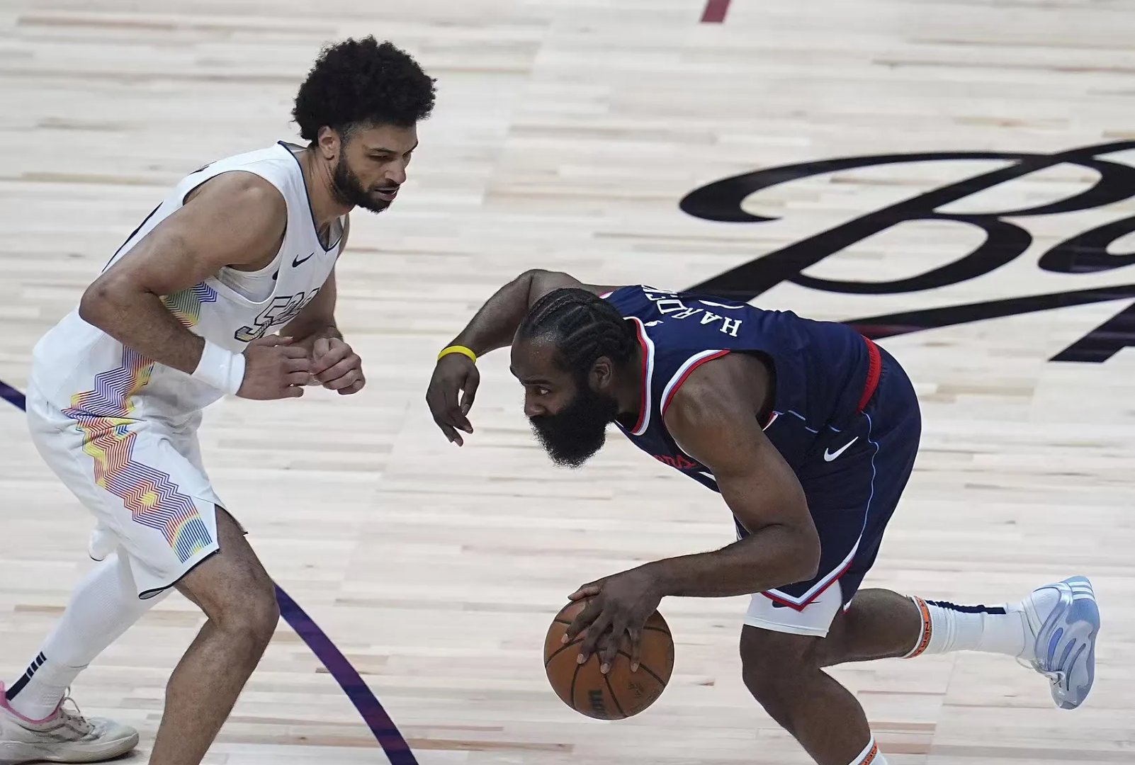 快船队关键球员受伤,球队面临挑战 快船队关键球员受伤,球队面临挑战