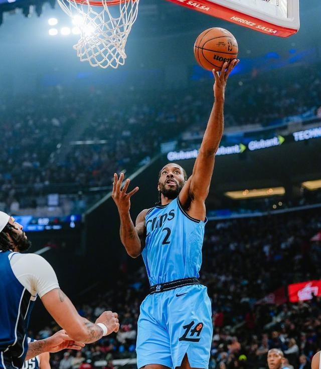 包含快船队继续高光表现,胜出独行侠队比赛的词条 包含快船队继续高光表现,胜出独行侠队比赛的词条