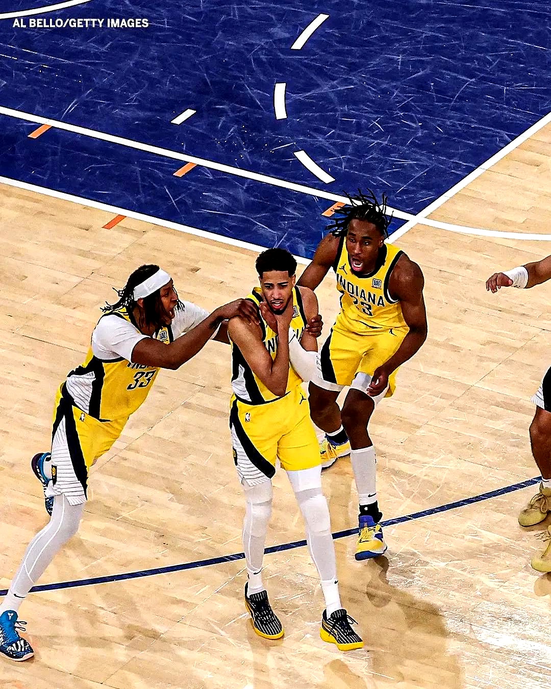 人击败步行者,取得本赛季首场胜利 人击败步行者,取得本赛季首场胜利