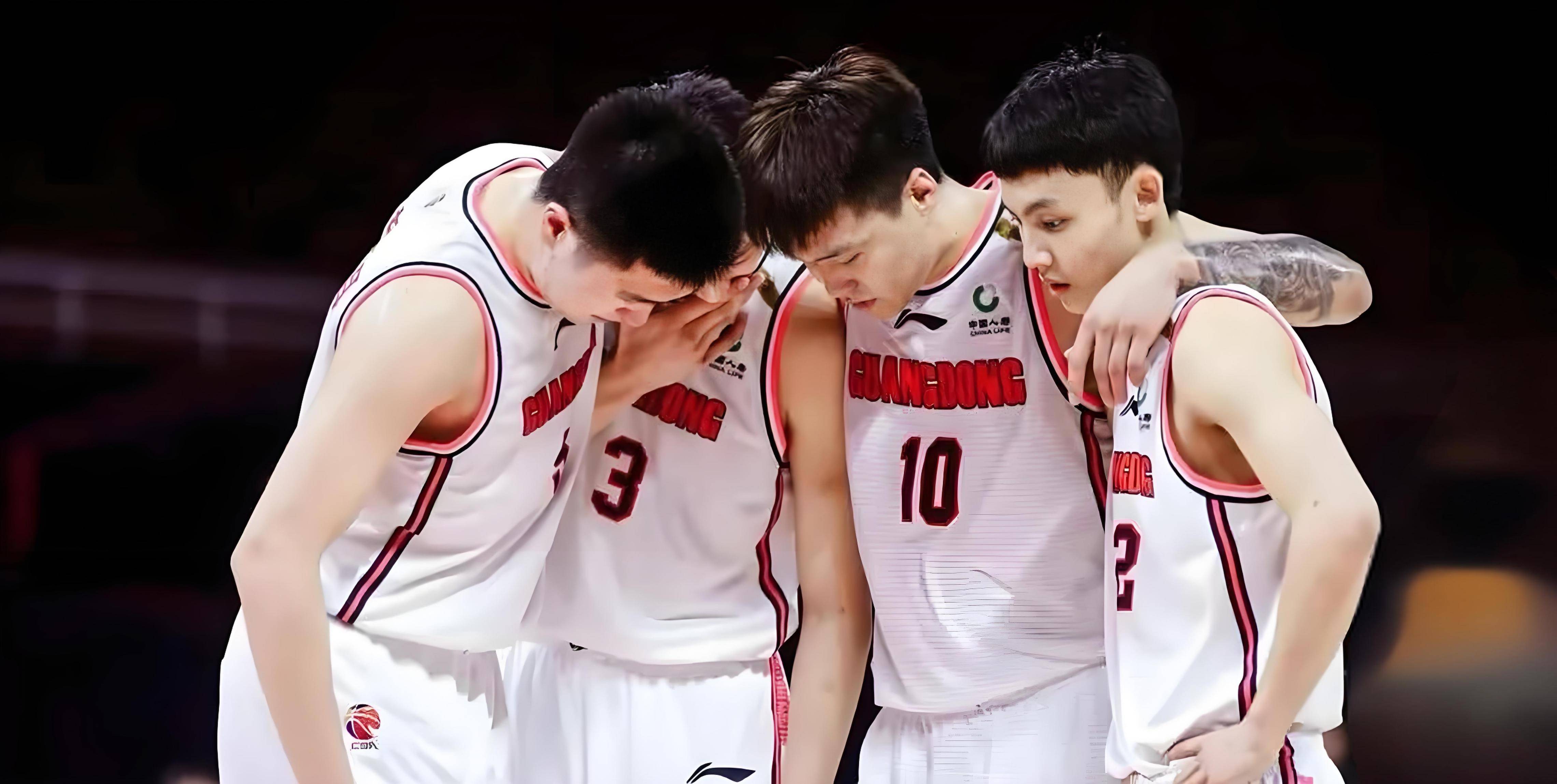 辽宁男篮力克广州队,豪取胜利 辽宁男篮力克广州队,豪取胜利