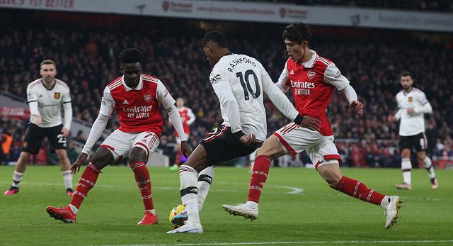 包含乌拉圭碾压巴萨，卡塞米罗状态火热的词条