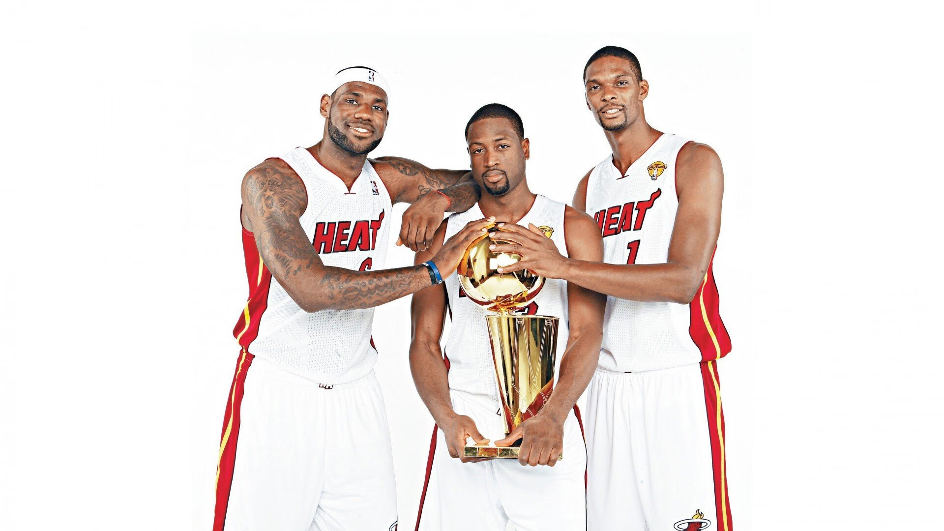 这场普通的常规赛，为何被永远铭刻在NBA历史中？