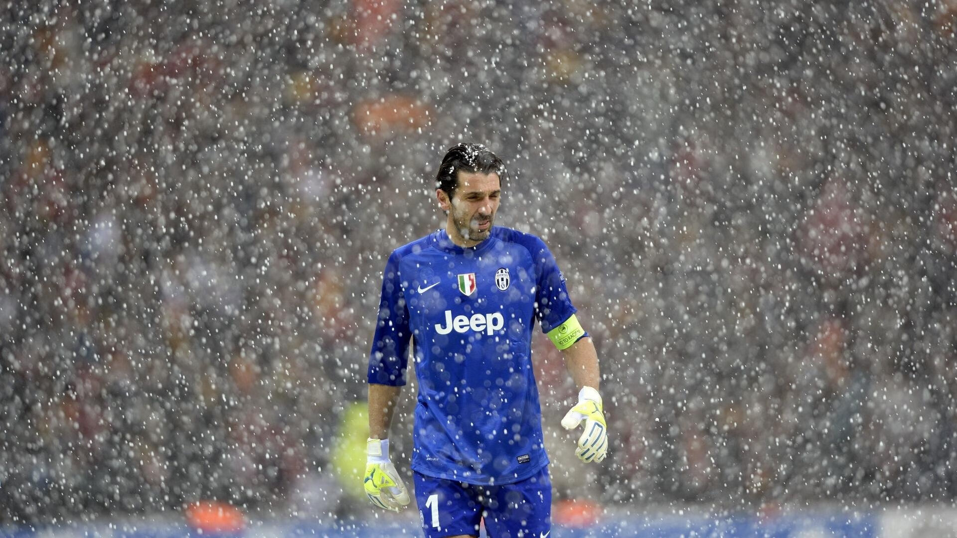 逆袭的体育精神，德国队绝境翻盘与黄鸭组合破纪录的双重奏